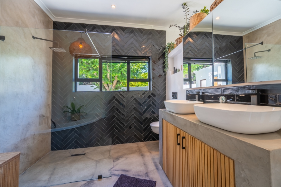 4 Bedroom Property for Sale in St Francis Bay Village Eastern Cape